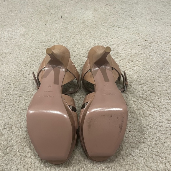 Saint Laurent- Elegant Nude Strappy Heels - Picture 6 of 7